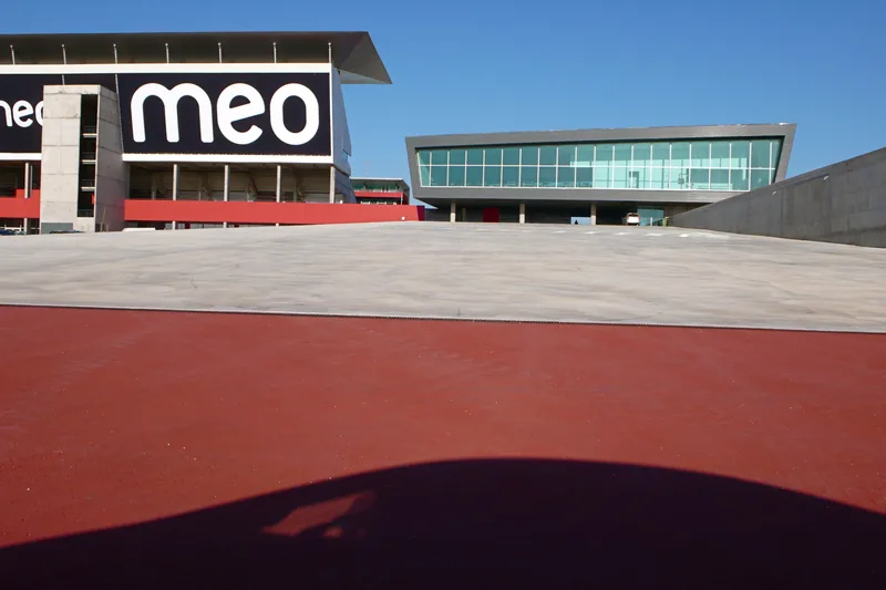 Des bâtiments de l’Autódromo Internacional do Algarve, à Portimão